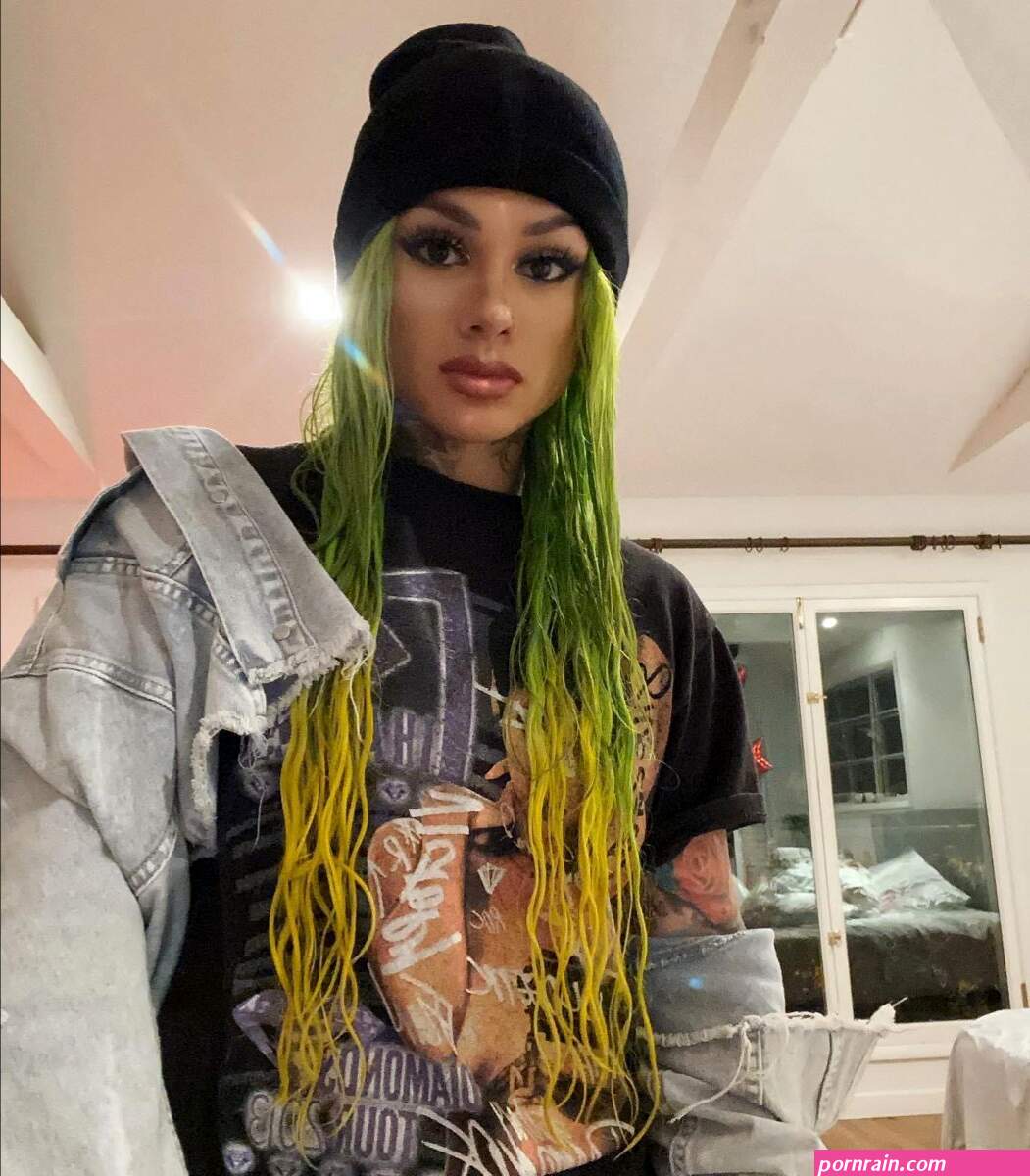 Snow Tha Product Merch