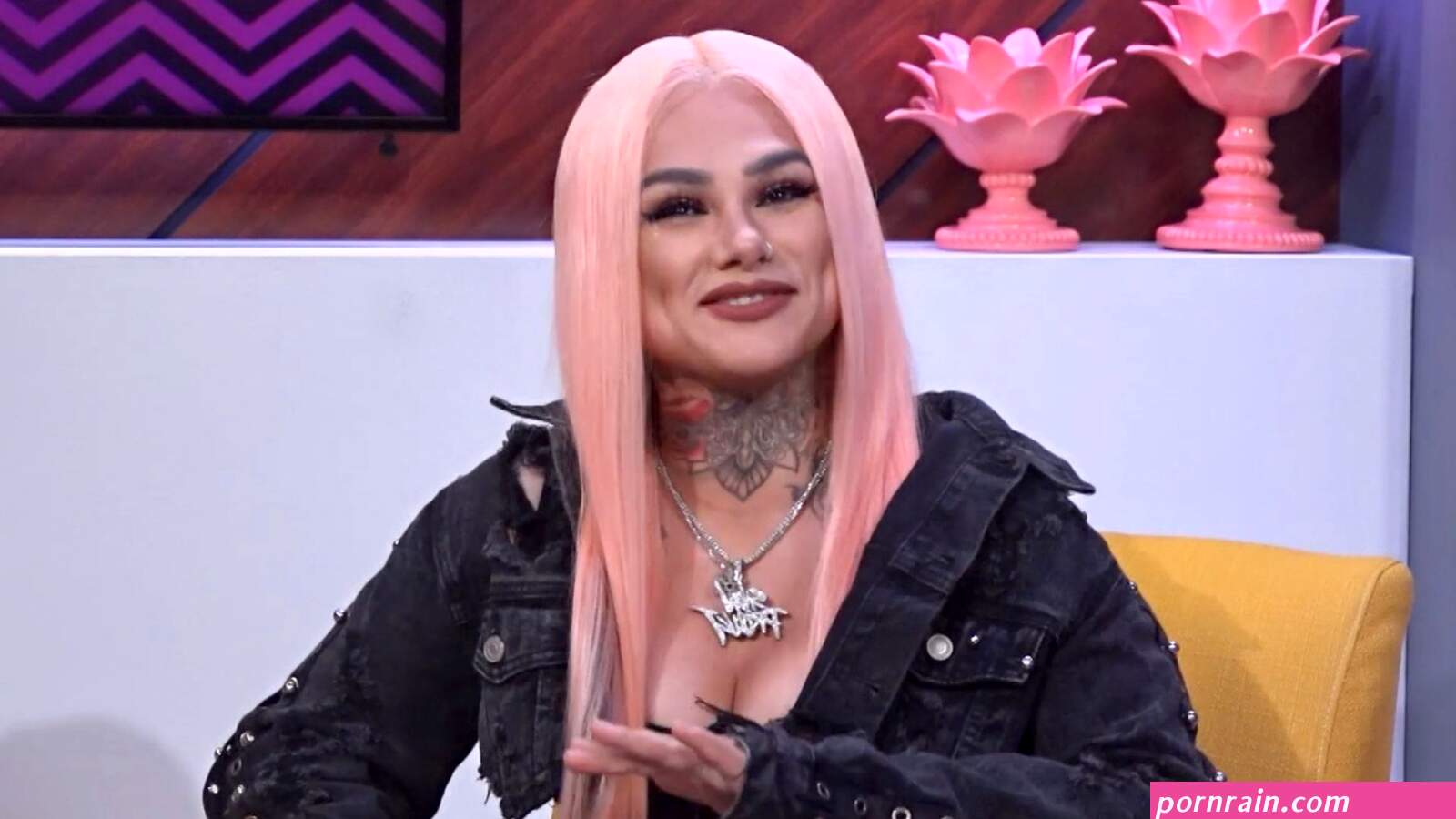 Snow tha product girlfriend