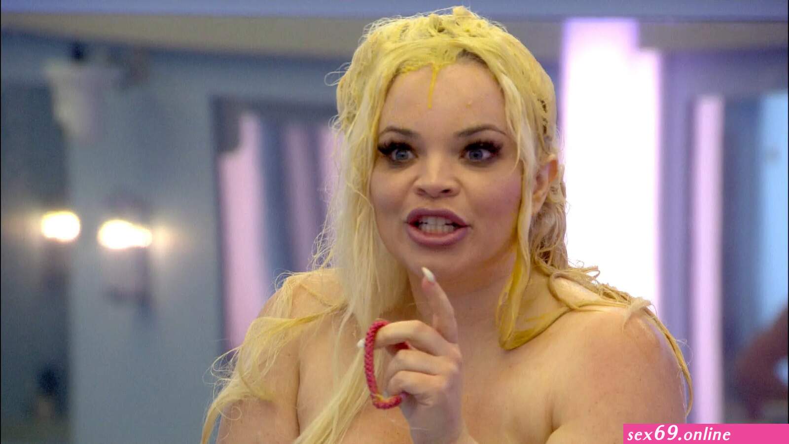 Trisha Paytas Moving In with Jason?? Whats Trending