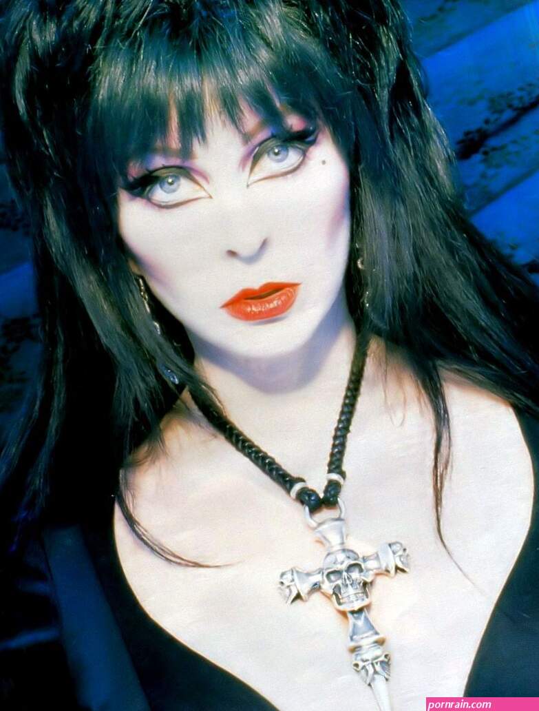 Elvira Cassandra peterson Elvira movies Dark pictures