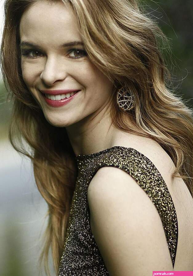 Danielle Panabaker non nude posing photoshoots