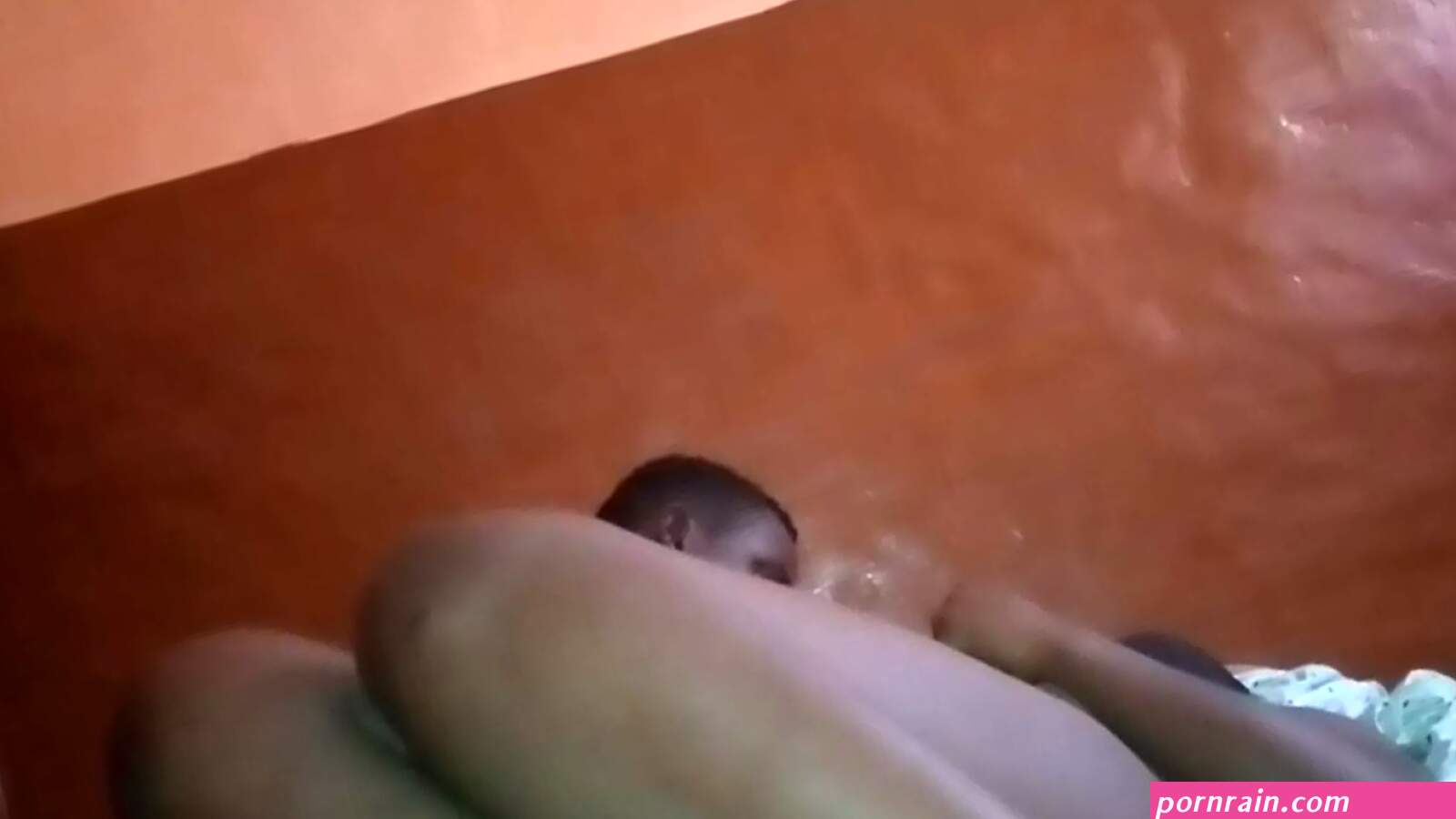 Me follo a mi propia hermana en un hotel mi hermanita tiene un coño increble