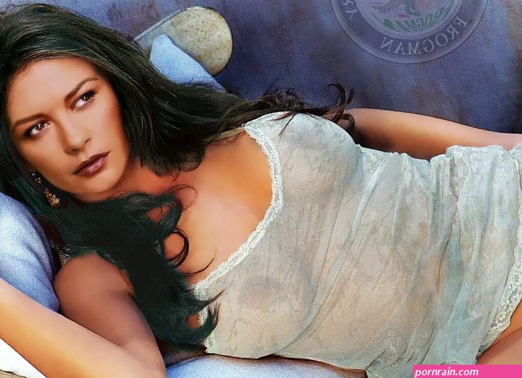 Catherine zeta jones sexy pics