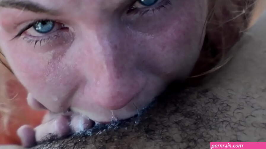 Boat throat trailer eye contact