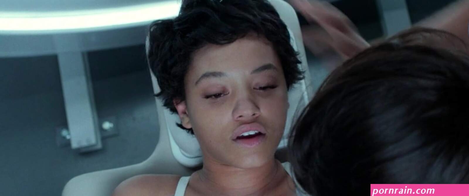 Kiersey Clemons Nue Dans Flatliners Ii The Best Porn Website