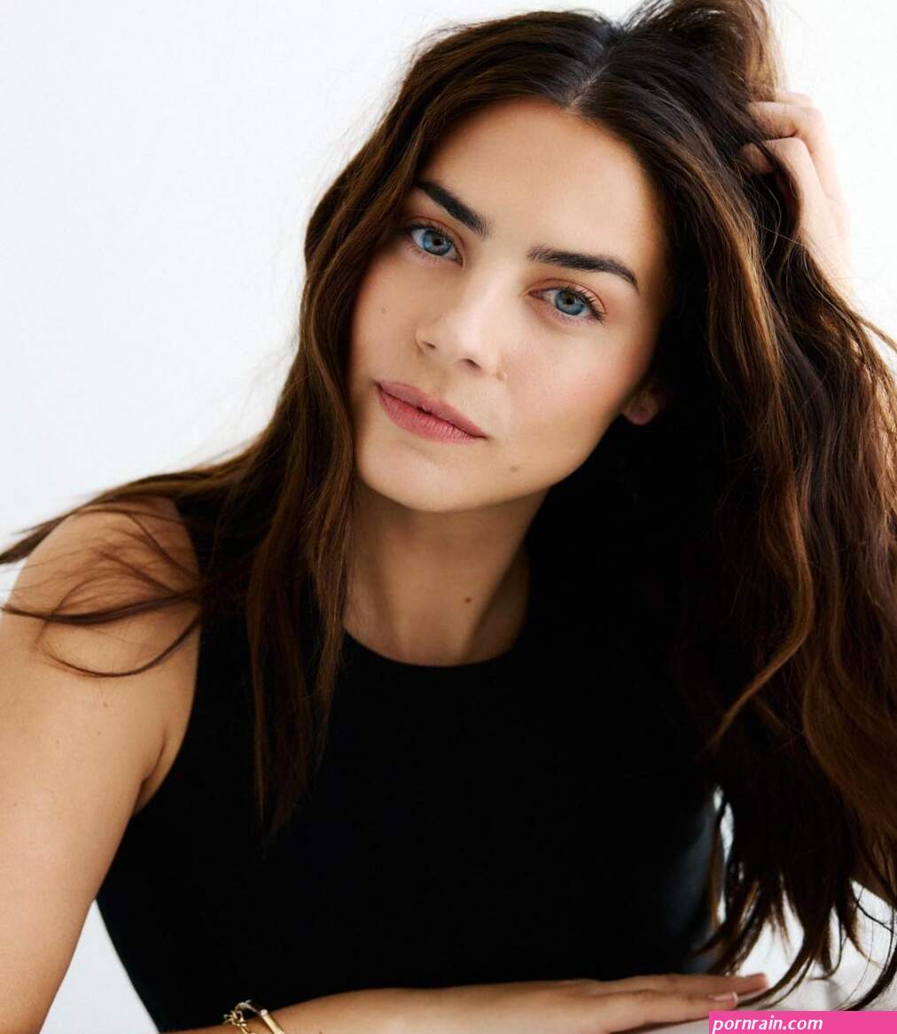 Lorenza Izzo 09282022 CelebMafia