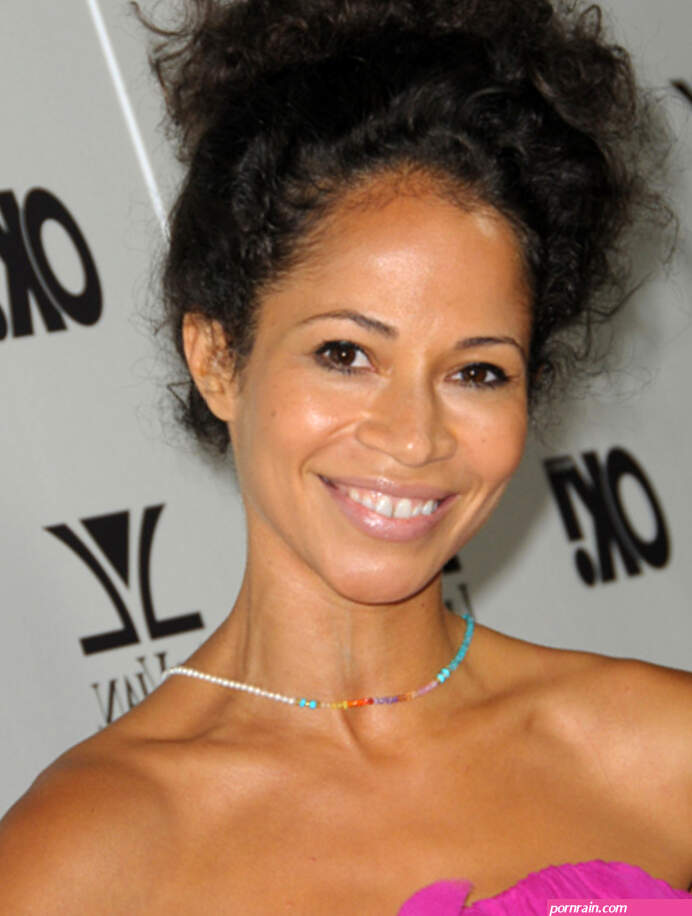INTERVIEW: The Fosters Sherri Saum on Balancing Career With Twins and Keeping i