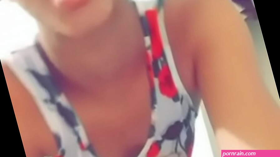 MININA23 JOVENCITA DOMINICANA BAILANDO SEXY PARTE 2