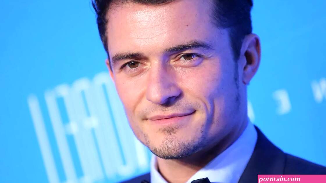 Naked Orlando Bloom Pictures Cause Worldwide Social Media Frenzy
