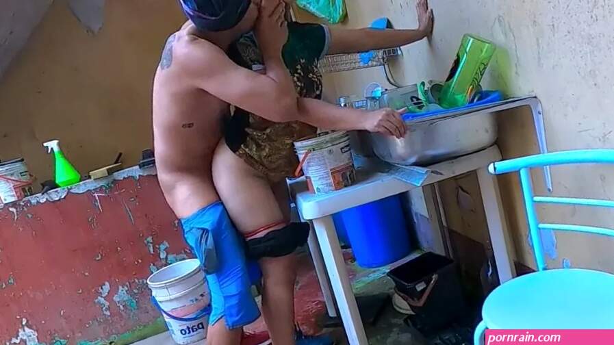 Follando a la mujer de mi amigo Amazonfucktour