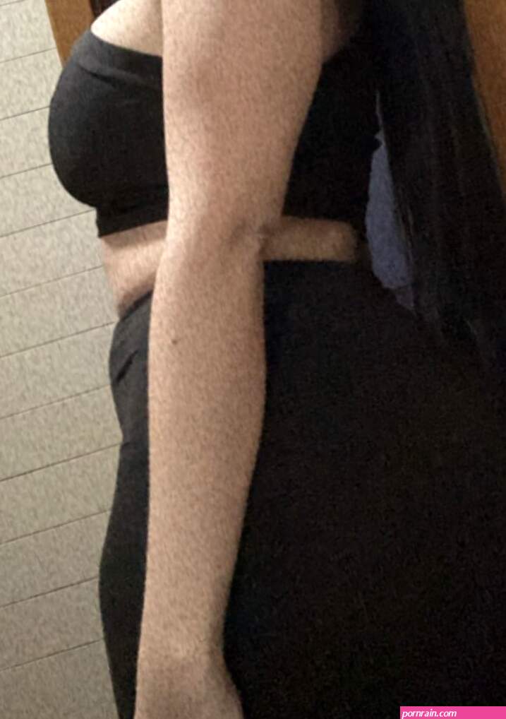 LOLA BIG ASS FACESITTING escort in Al Manama