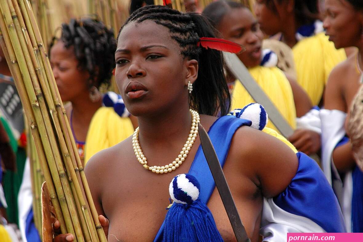 File:Reed Dance Festival 2006-001.jpg
