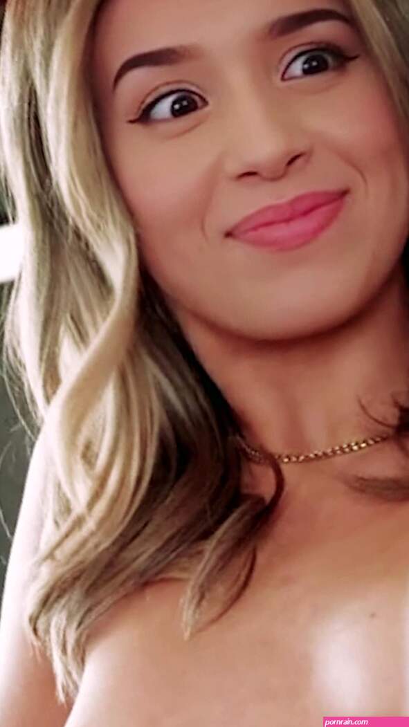 FREE SIGN UP: Pokimane MUM AND DAD AINT HERE SEX TAPE candidfakes