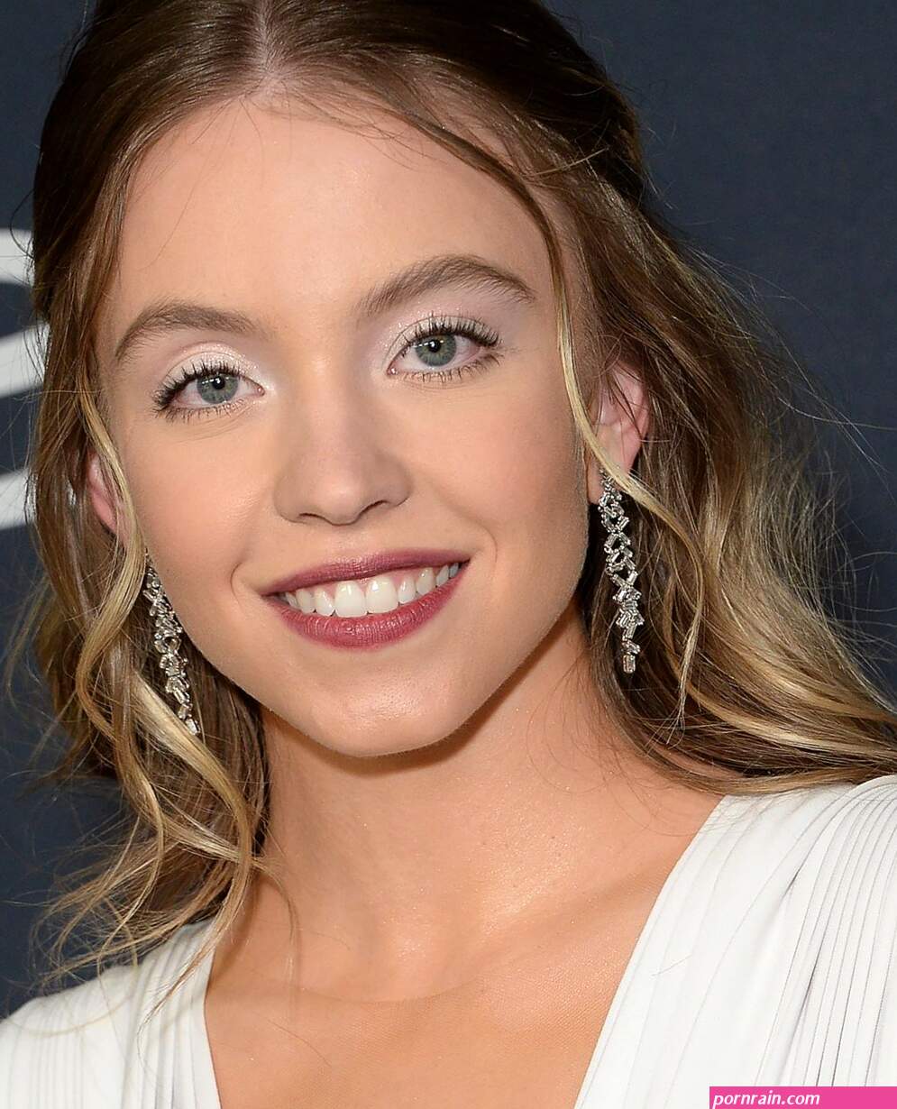 Starlet Arcade: Sydney Sweeney Euphoria
