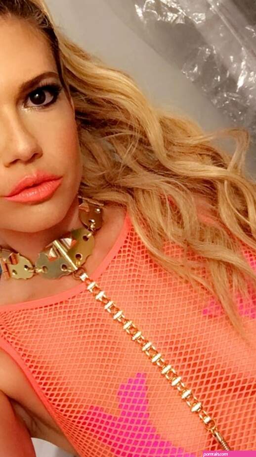 Picture of Chelsea Chanel Dudley