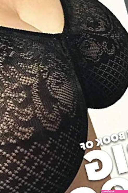 The Book Of Big Boobs Huge Tits Breasts: Mens Little Black Book Dating Journal Notebook Practical Joke Gag Gift Funny Humorous