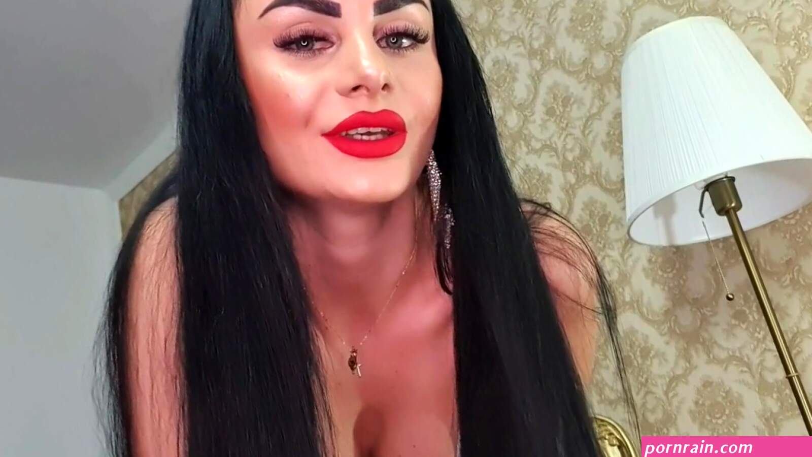 Goddess Ambra onlyfans02-04-2020- I am rich thanks to nerd boys like you