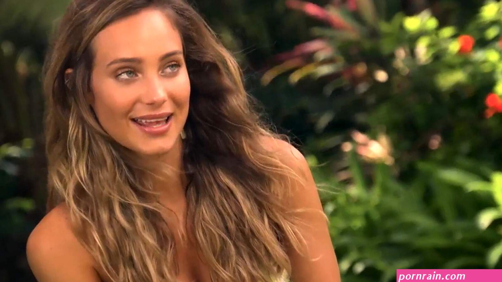 Hannah Davis Sports Illustrated 125 -VIDEO