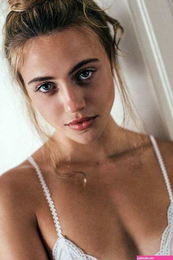Pin na What ya know bout cute girls?