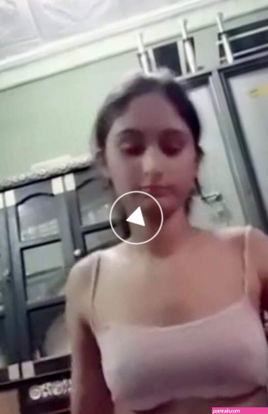 Indian girl strip on cam