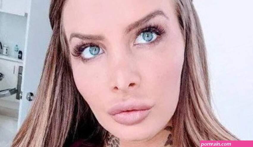 Girl with two vaginas: one for her boyfriend one for the others Newz