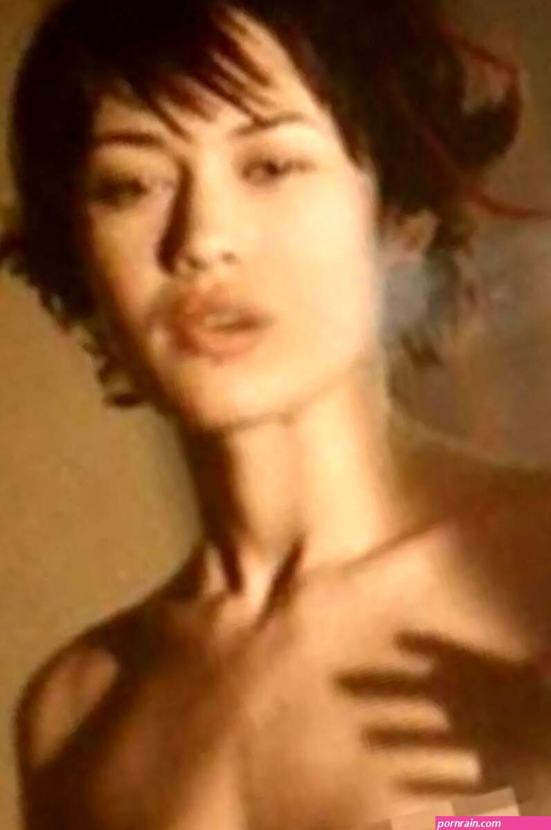 Olga kurylenko mr skin