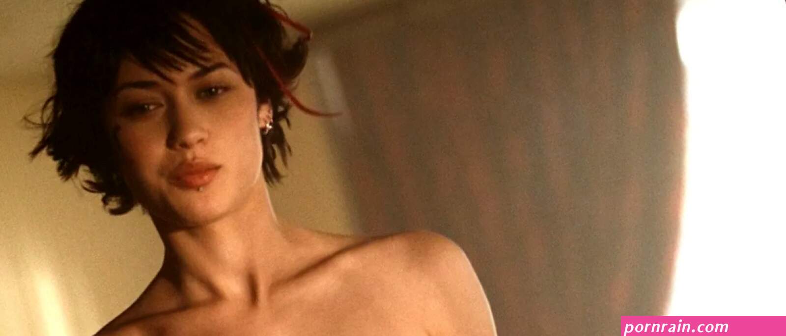 Olga kurylenko naked hitman