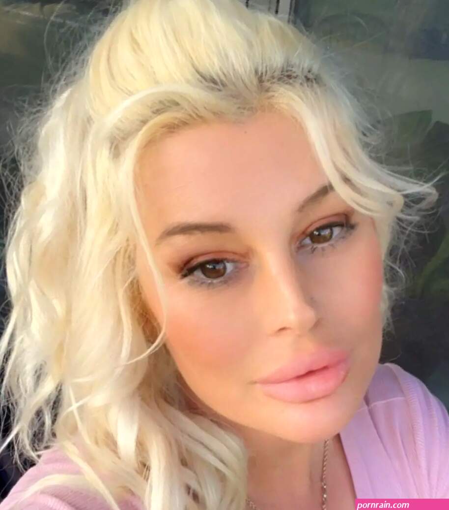 Julie Cash Biography Age Images Height Net Worth Bioofy