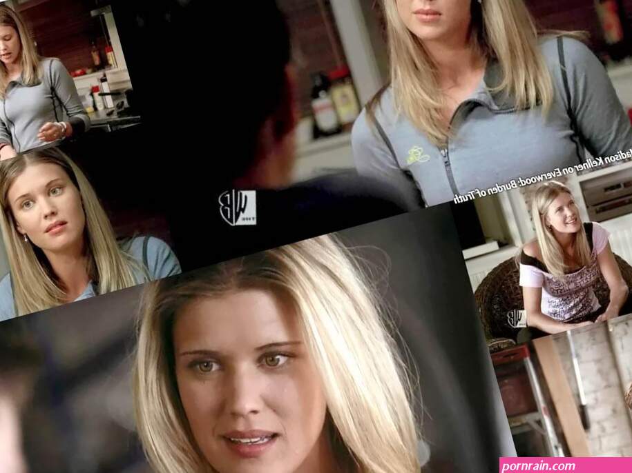 Sarah Lancaster nackt