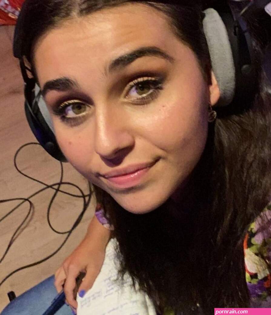 Alessandra Mele Sexy YouTubers Forum