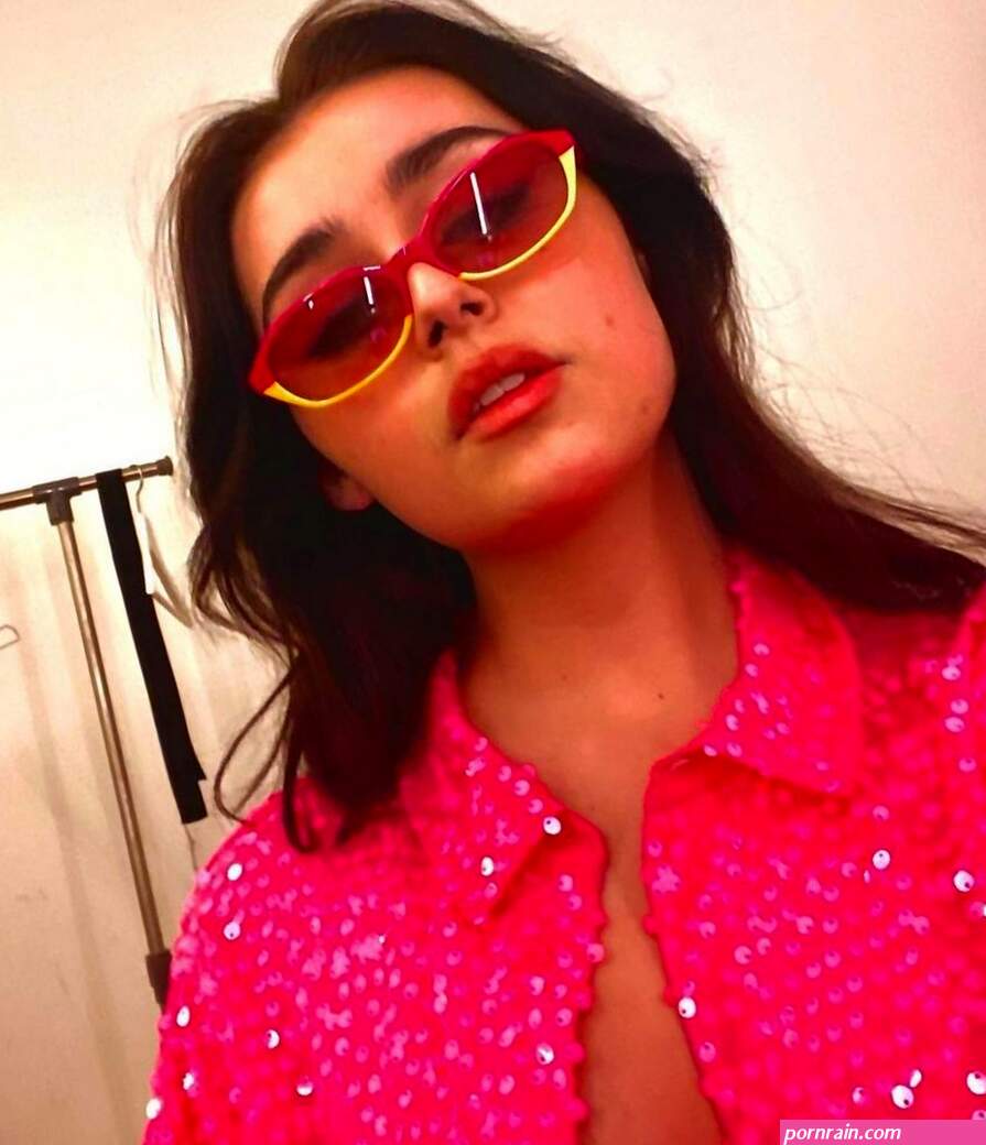 Alessandra Mele Sexy YouTubers Forum