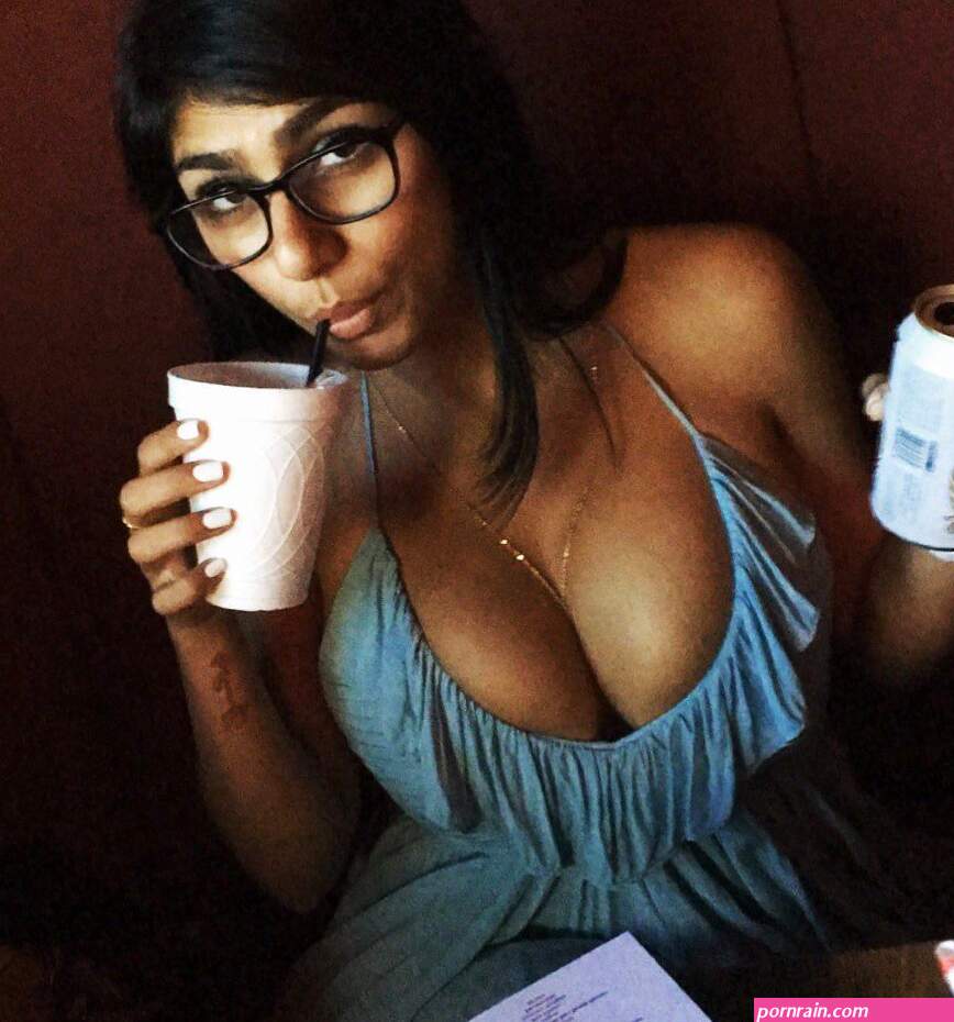 Mia Khalifa Onlyfans Photos