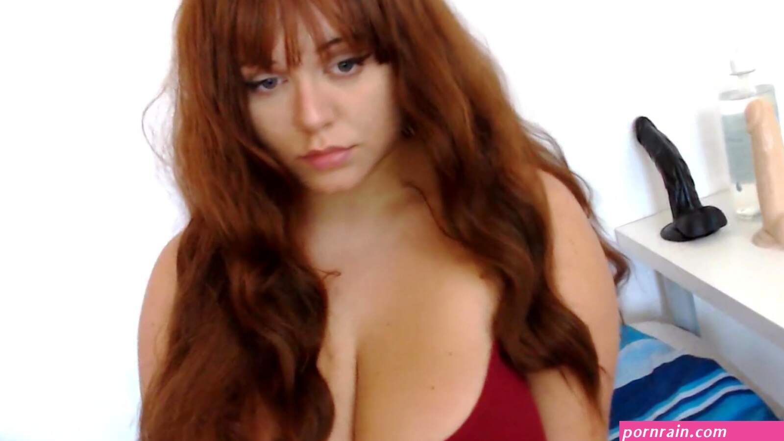 naiadi9 adorable petite effectively jerking pussy