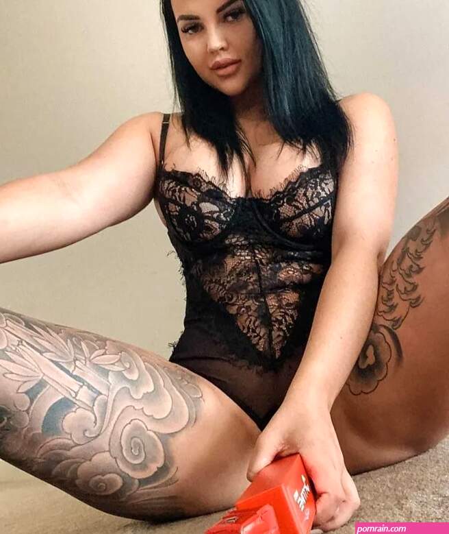 Motorsport: Porno-Star Renee Gracie will wieder Rennen fahren!