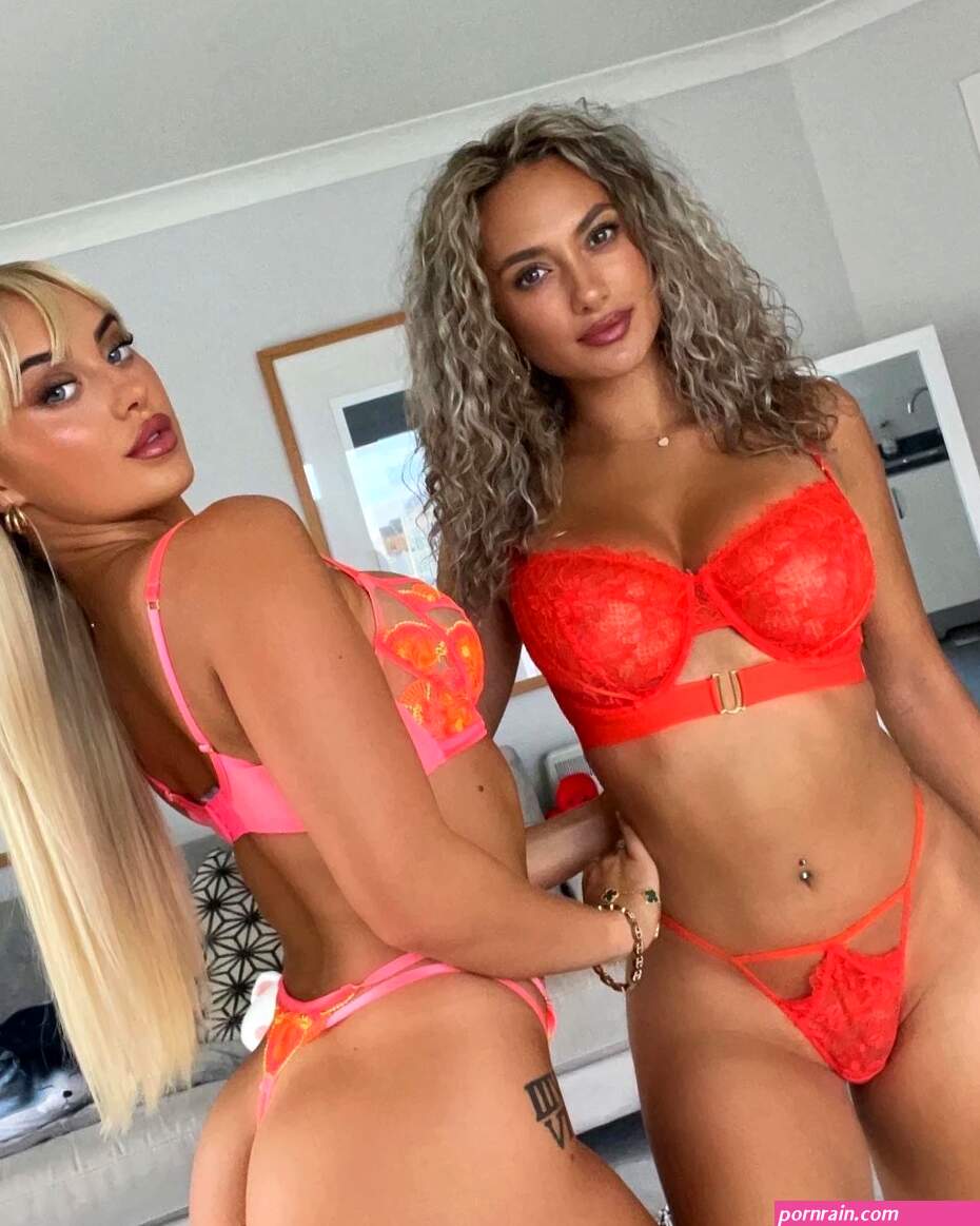 rhiannon blue sex