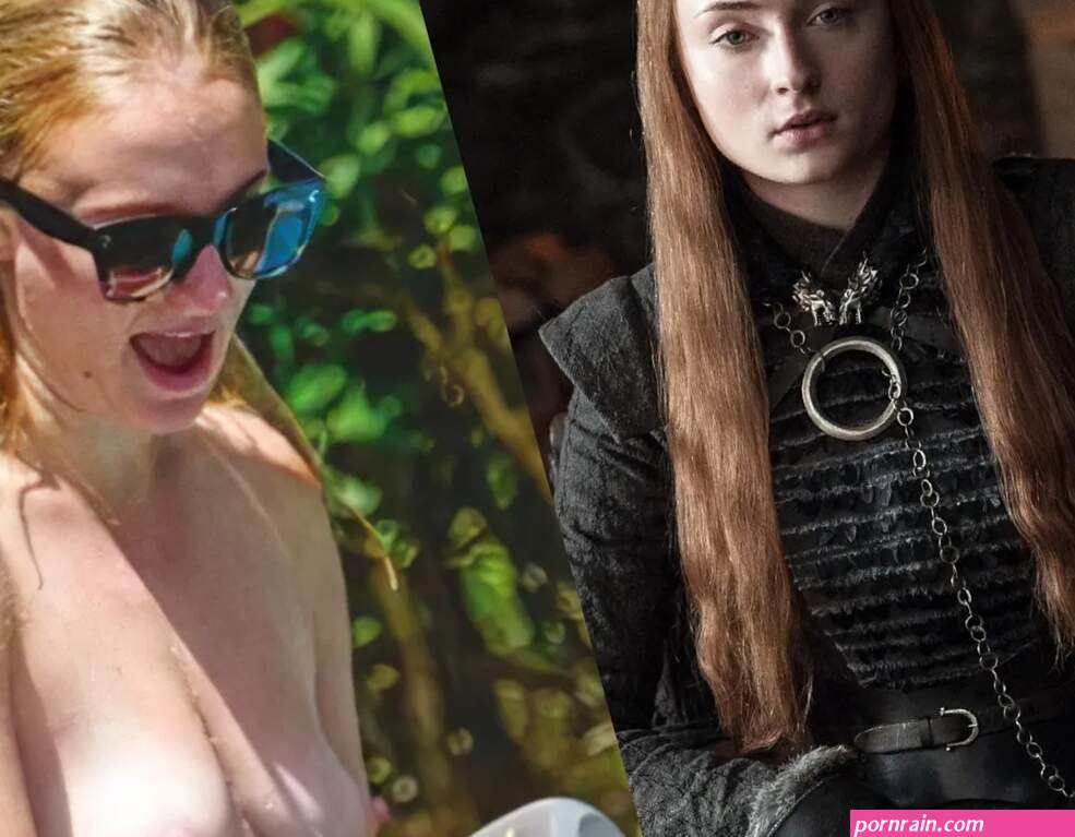 Sophie turnee naked