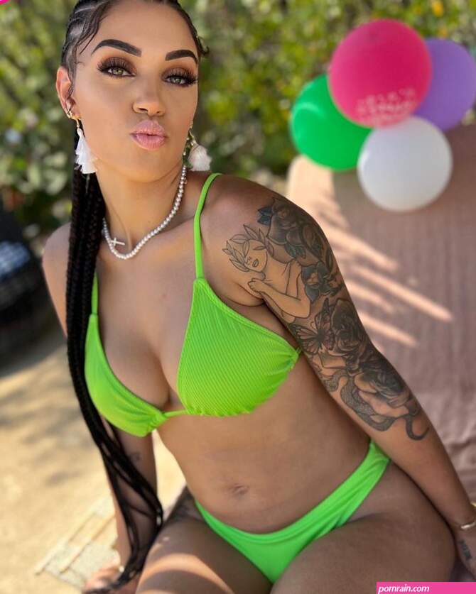 Biannca raines nip slip