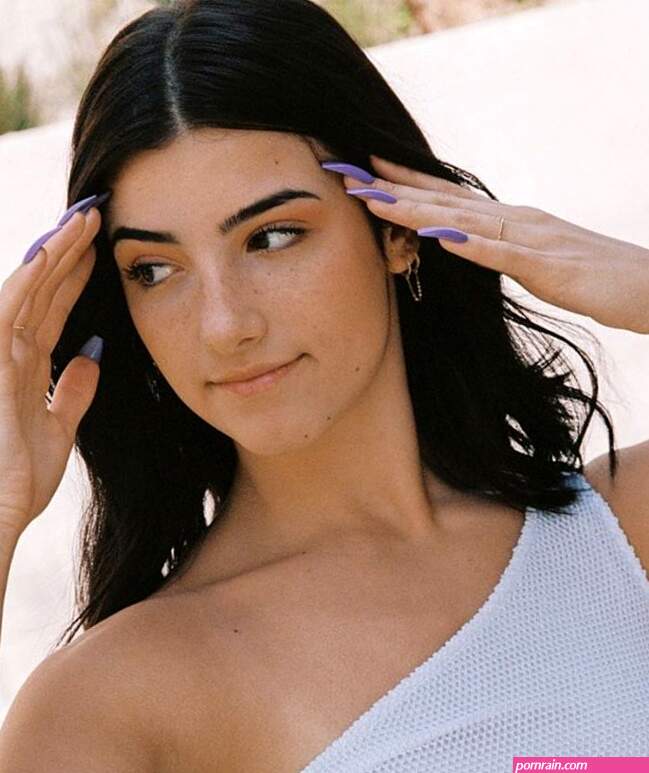 Pin en charli