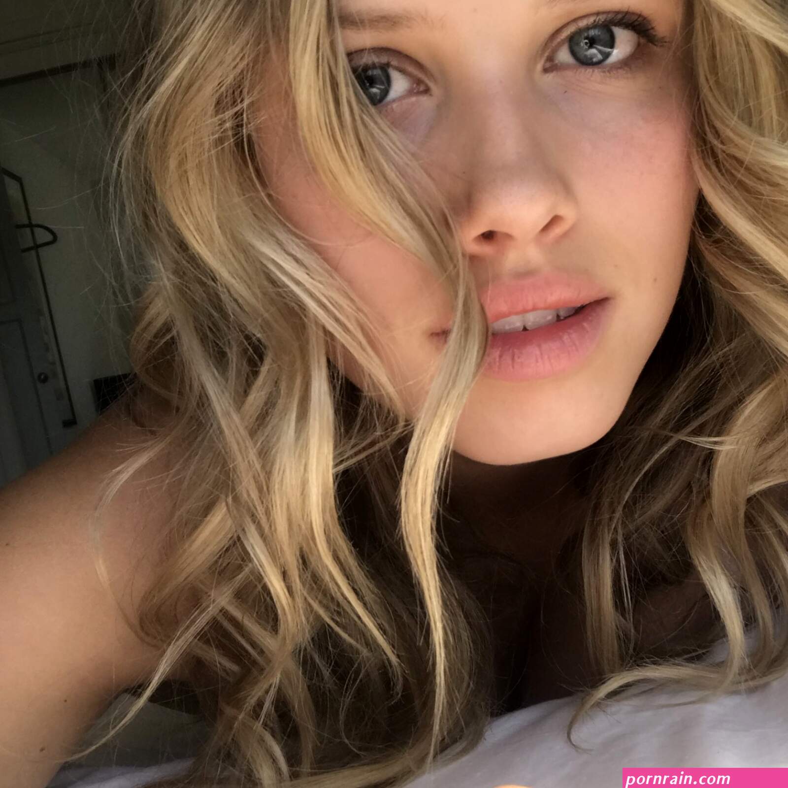 Gracie lawrence hot Official page shenaked.org