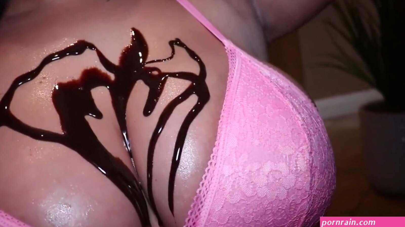 Layla White Chocolate Syrup Tittyfuck