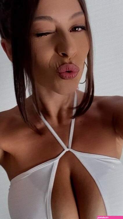 Lisa Peach aka