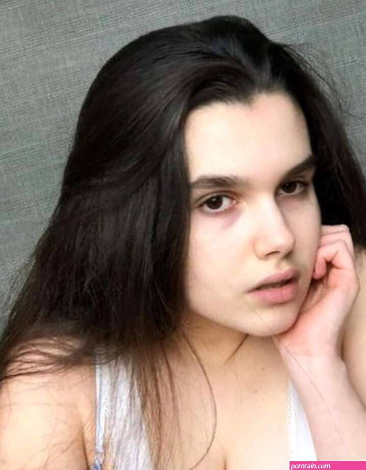 Maria Sofia Federico la 18enne che fa porno ma non ha mai avuto un orgasmo. E c
