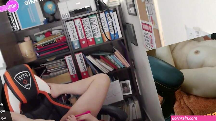Teachers squirting all over herself in the classroom Lovense lush control