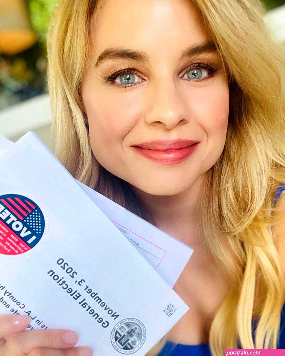 Jessica Collins 01082021 CelebMafia