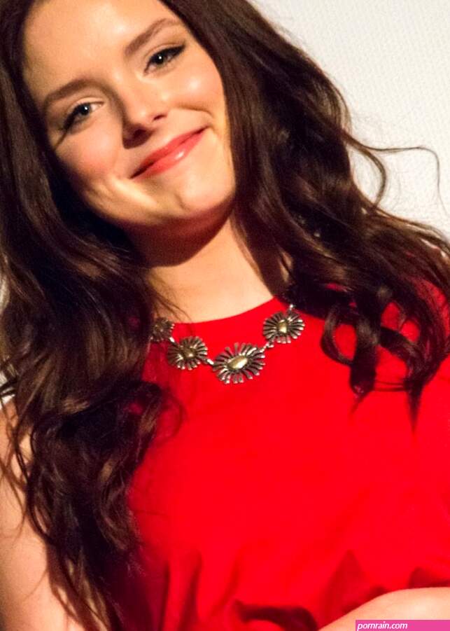 aboutnicigiri: Madison Davenport