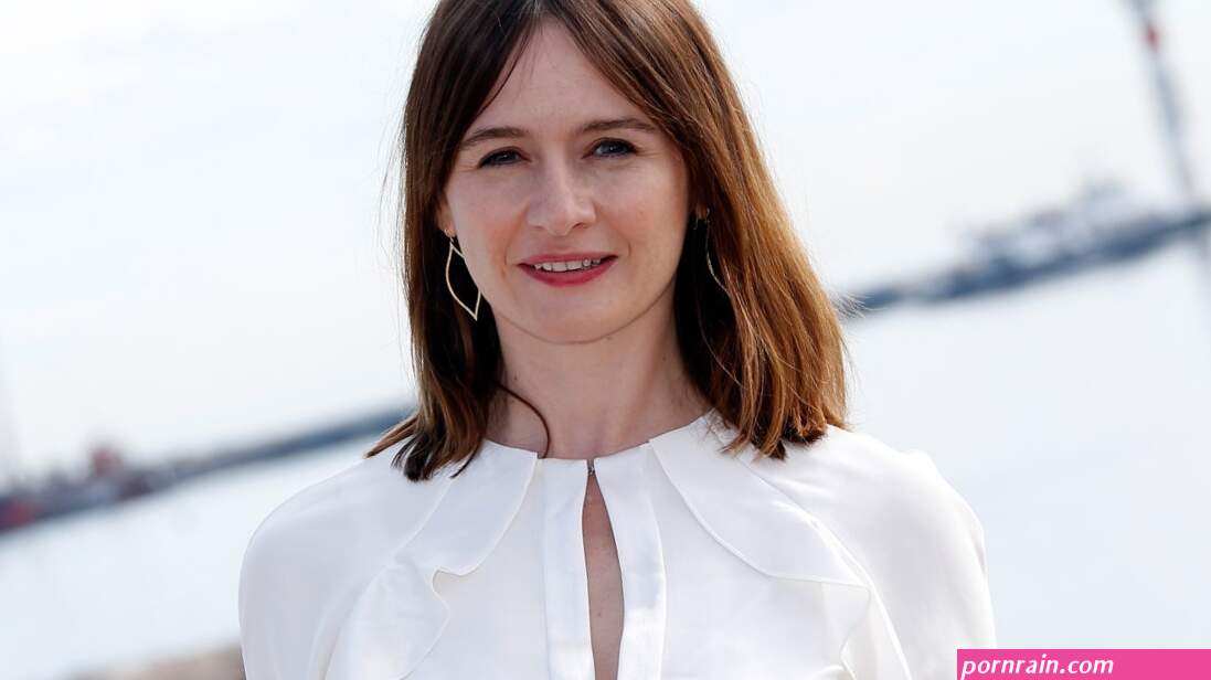 Emily Mortimer Age Net Worth Height Movies Husband 2024