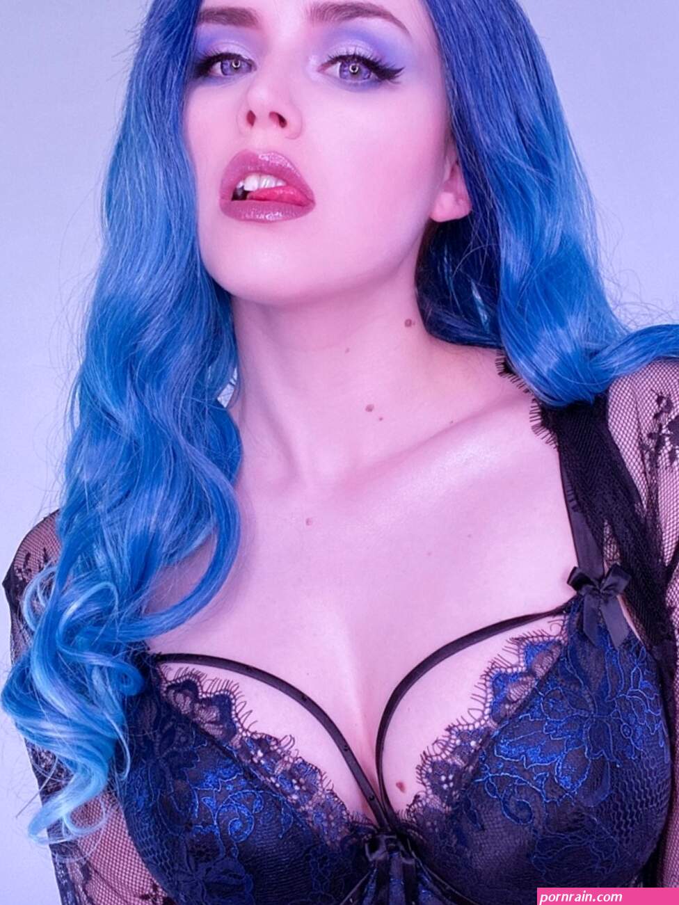 Adeline Frost adelinefrost