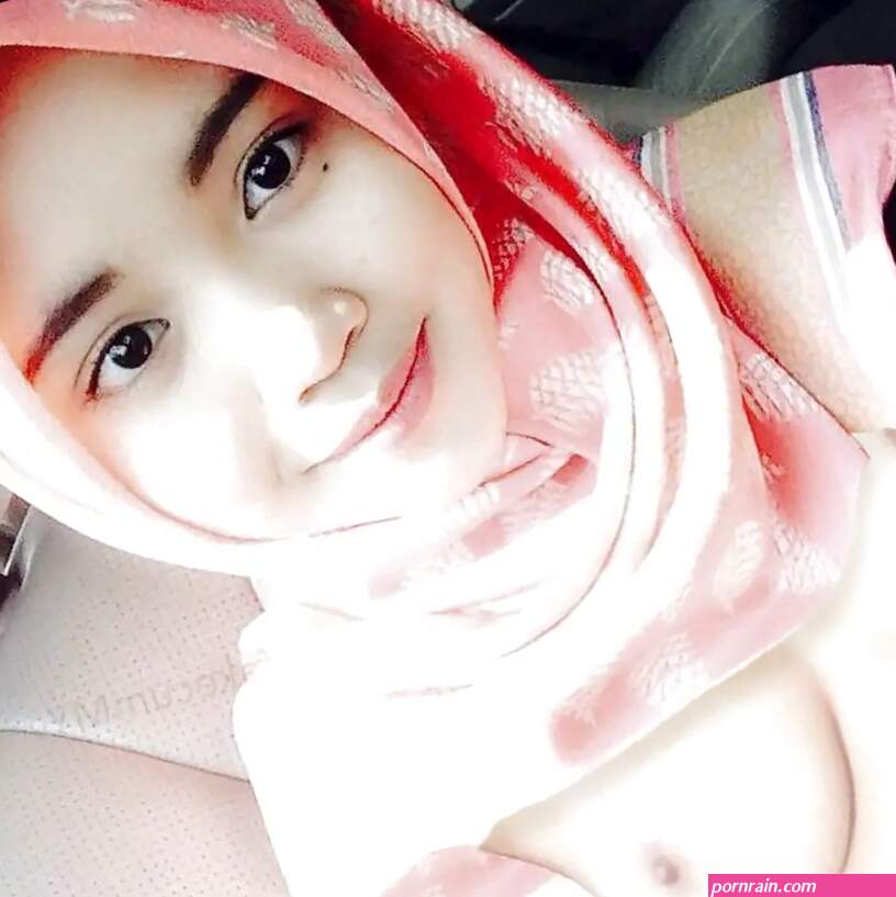 Jilbab pamer tt