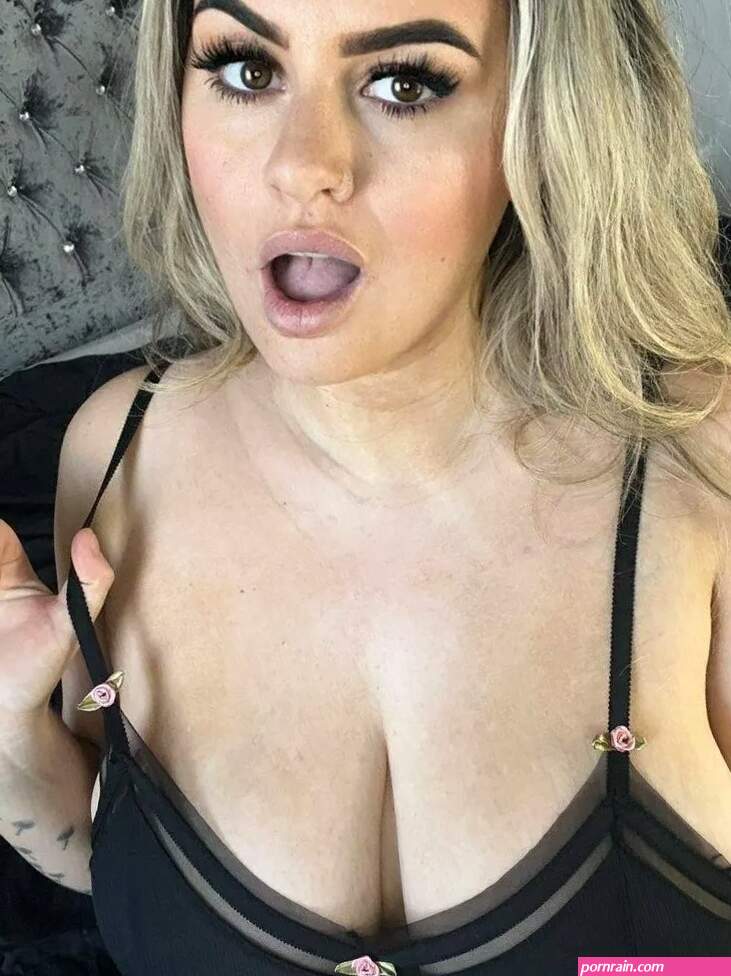 Ashton rae