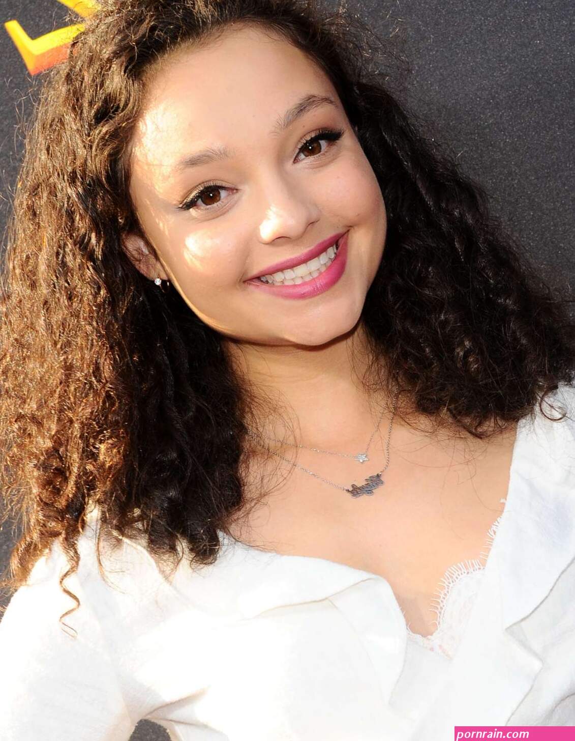 Kayla Maisonet-Descendants 2 Premiere in Los Angeles -07